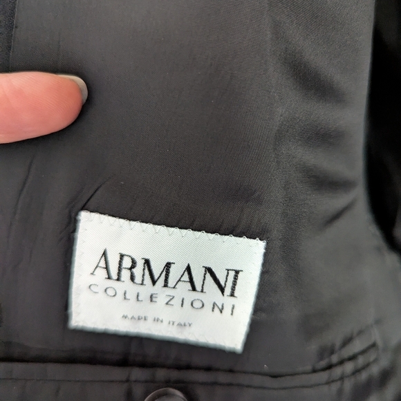 Giorgio Armani Black Suit | Classic Designer Two-Piece | Timeless Tailoring - Picture 13 of 16
